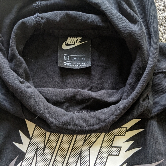 Youth Xl Nike Hoodie - Picture 2 of 2